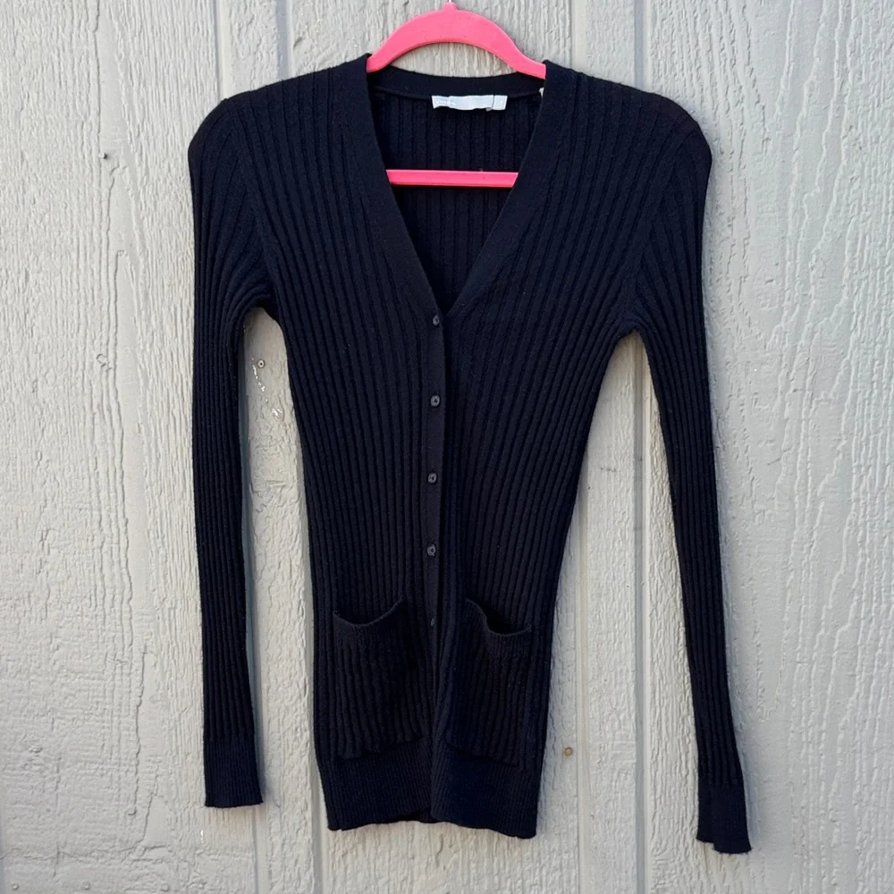 Vince 100% Cashmere Navy Blue Ribbed V-Neck Button Cardigan Sweater - Picture 1 of 8